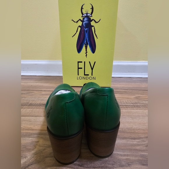 New Fly London Bery104fly Pumps, green, size US 10 - Picture 5 of 17